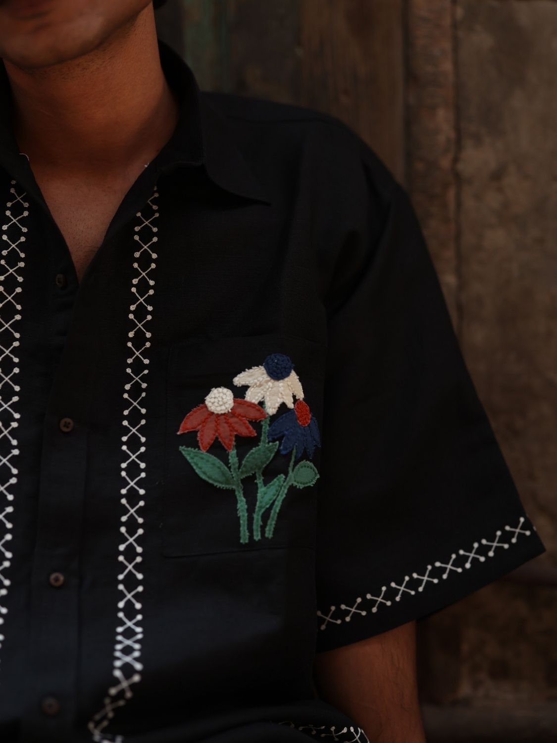 Winglore - Black Appliqué Hand Embroiderd Pure Linen Wildflower Oversized Shirt - CiceroniUnisex ShirtsWinglore