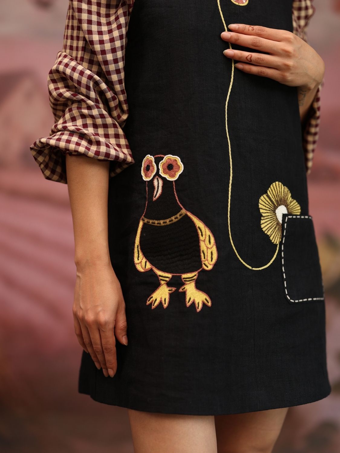 Winglore - Black Linen Hand Embroidered Curious BIrd Short Dress - CiceroniDressesWinglore