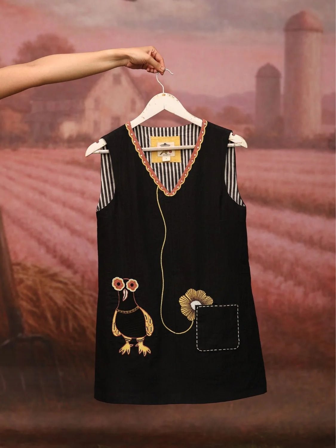 Winglore - Black Linen Hand Embroidered Curious BIrd Short Dress - CiceroniDressesWinglore