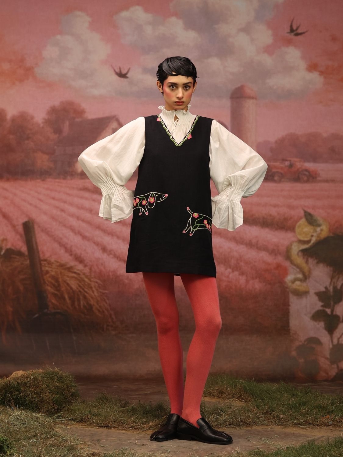 Winglore - Black Linen Hand Embroidered Garden Hound Short Dress - CiceroniDressesWinglore