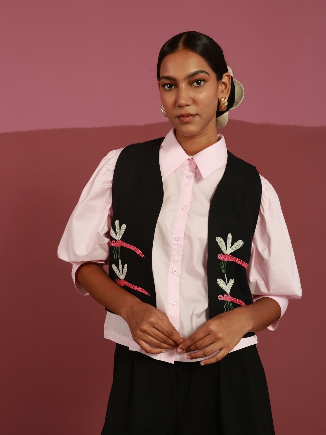 Winglore - Black Linen Wingin' It Dragonflies Hand Embroidered Gilet - CiceroniJacketsWinglore