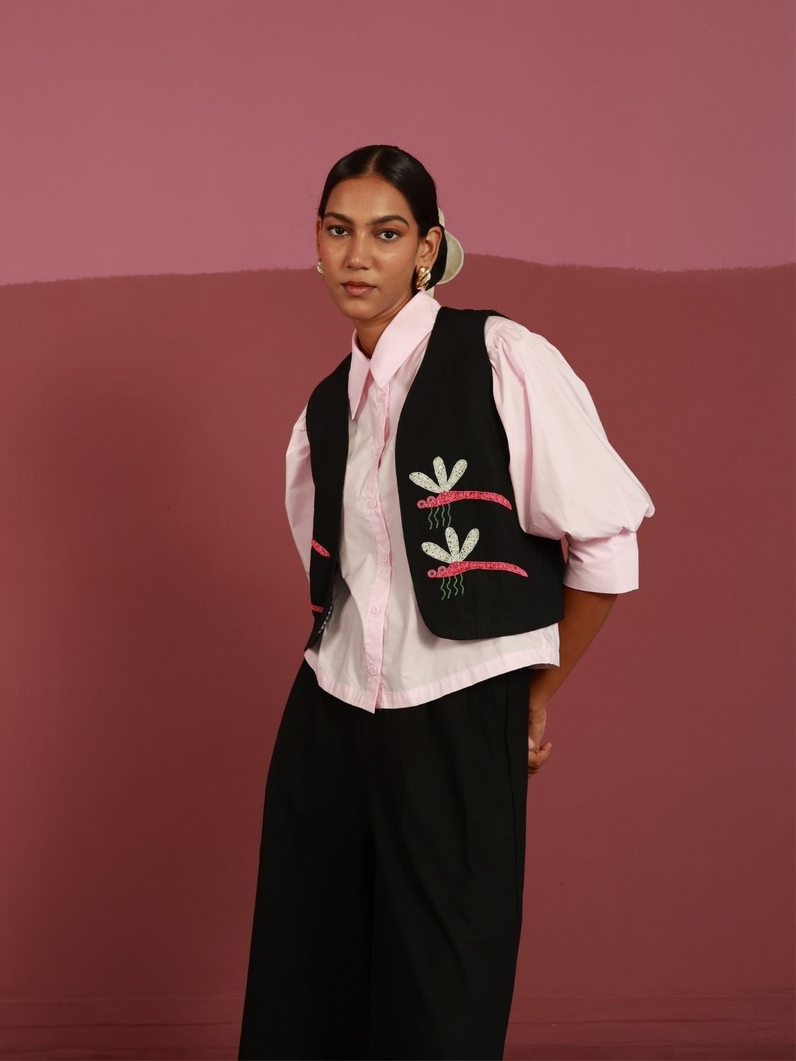 Winglore - Black Linen Wingin' It Dragonflies Hand Embroidered Gilet - CiceroniJacketsWinglore