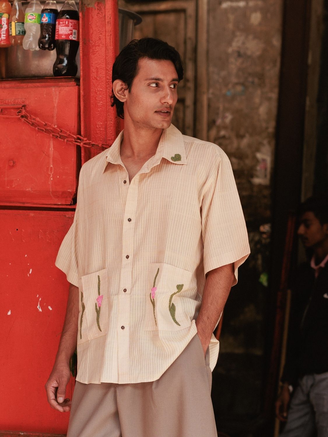 Winglore - Hand Embroiderd Kosa Silk Tulips & Hearts Oversized Shirt - CiceroniUnisex ShirtsWinglore