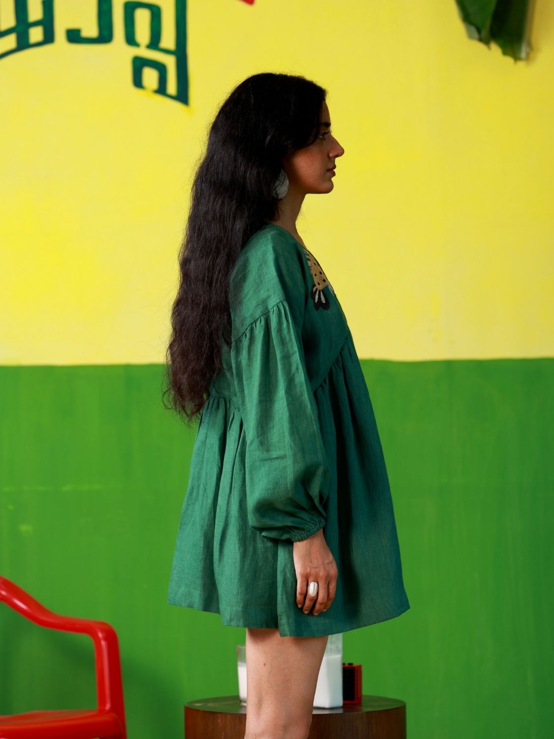 Winglore - Hand Embroidered Green Linen Fish V-Neck Dress - CiceroniDressWinglore