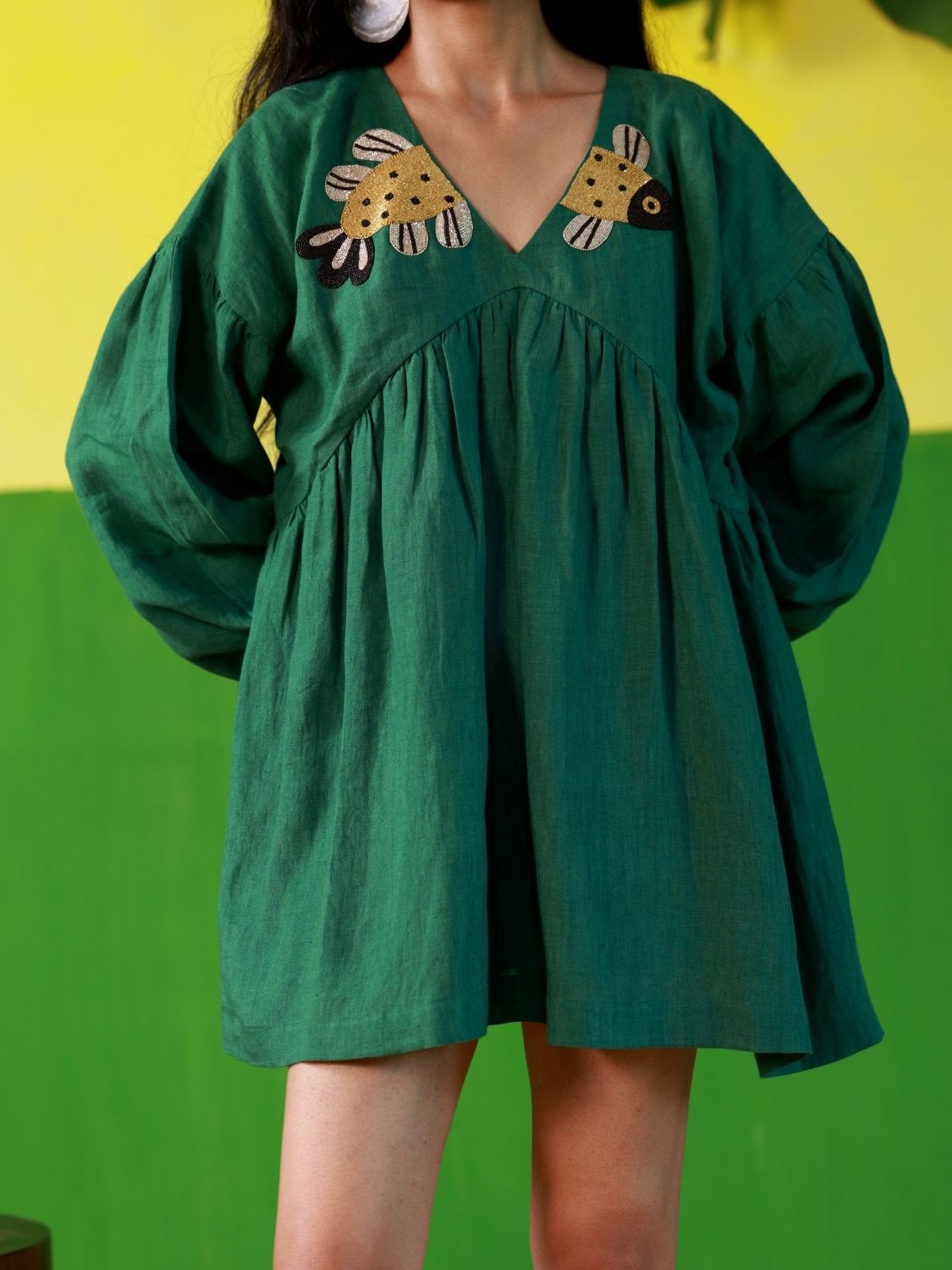 Winglore - Hand Embroidered Green Linen Fish V-Neck Dress - CiceroniDressWinglore