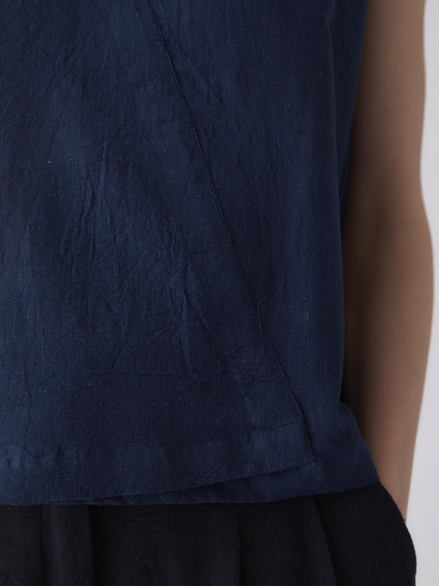 Women's V - Neck Crop Top - Navy Blue - CiceroniTopsMareen