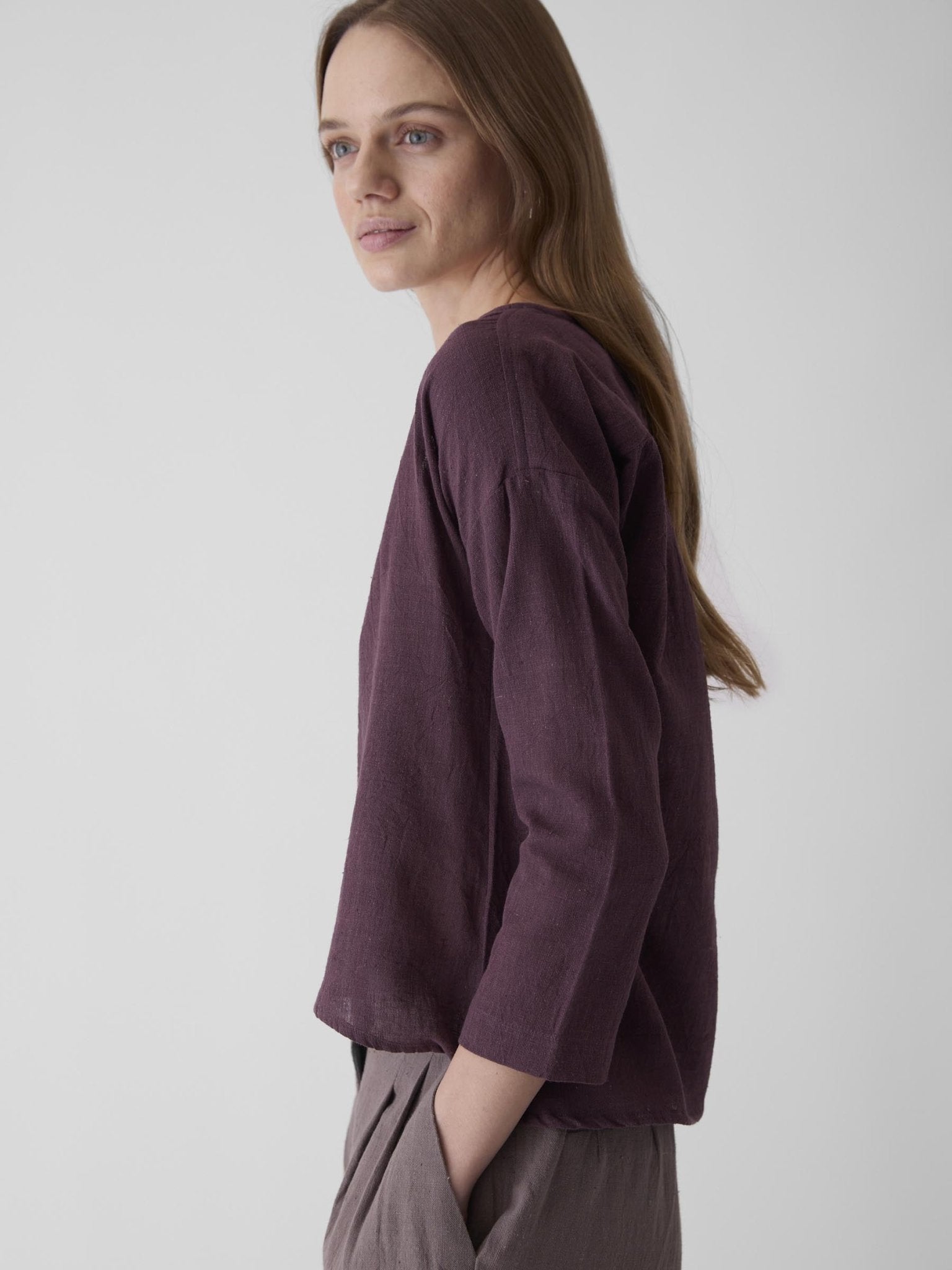 Women's V - Neck Shirt - Aubergine Purple - CiceroniWomen ShirtsMareen