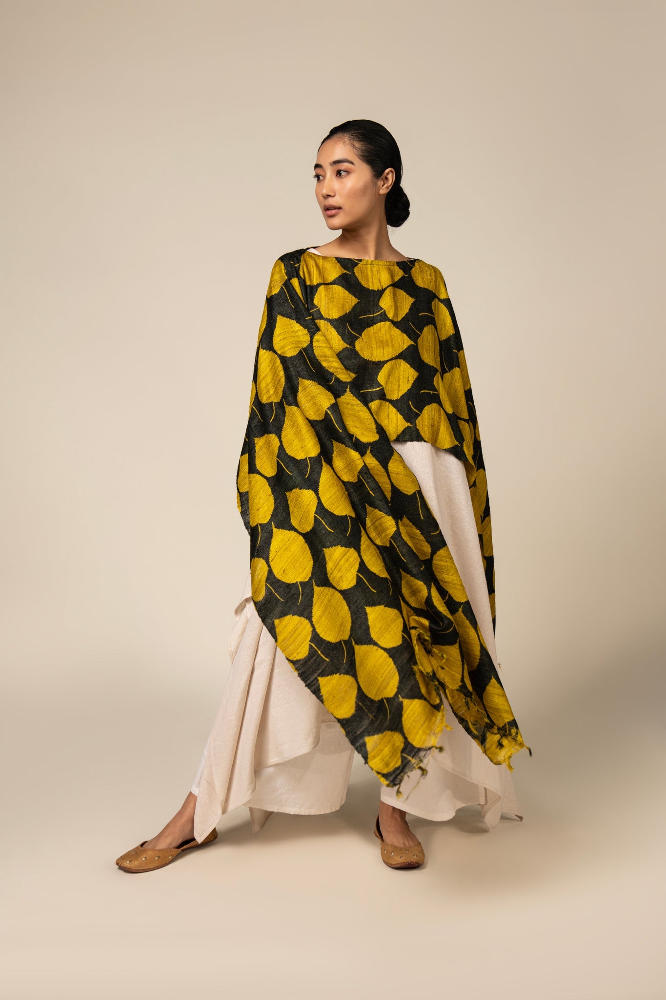 Yellow Leaf Tussar Peace Silk 3 in 1 Cape - CiceroniCapeAeshaane