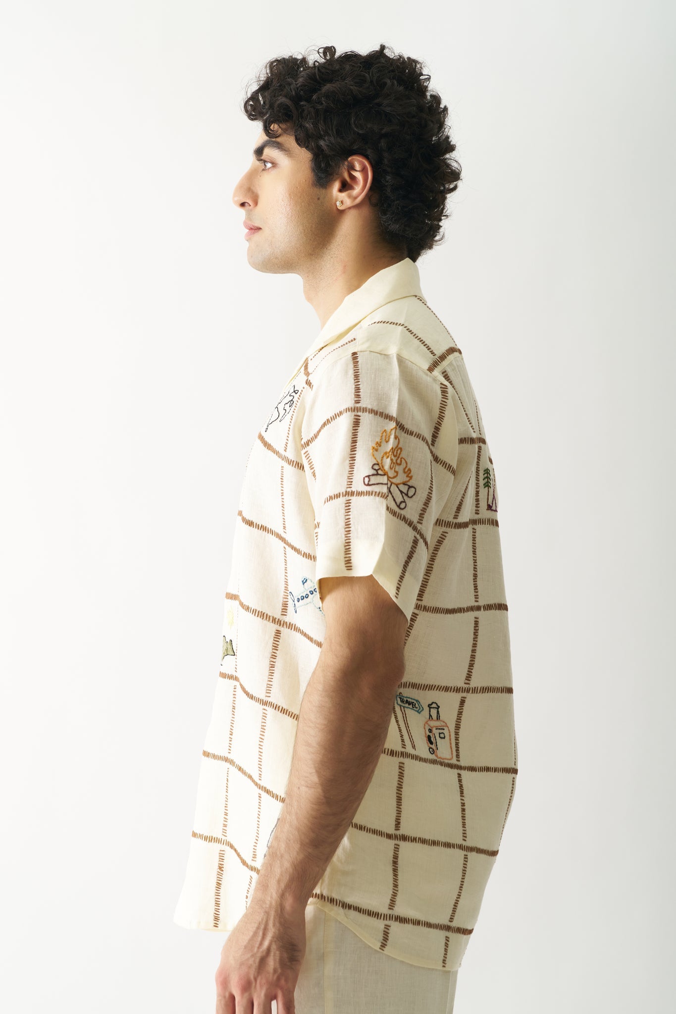 Your Travel Buddy - Hand Embroidered Unisex Pure Linen Shirt - CiceroniShirtsCultura Studio