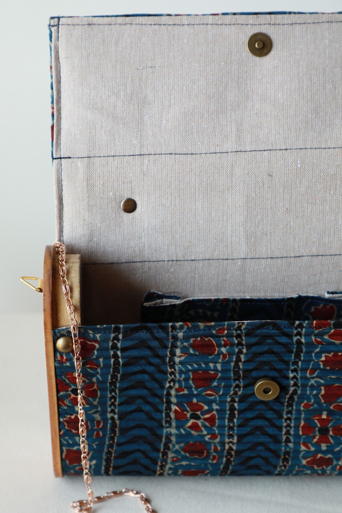 Zijde Upcycled Capsule Clutch - CiceroniClutchLukka Chuppi