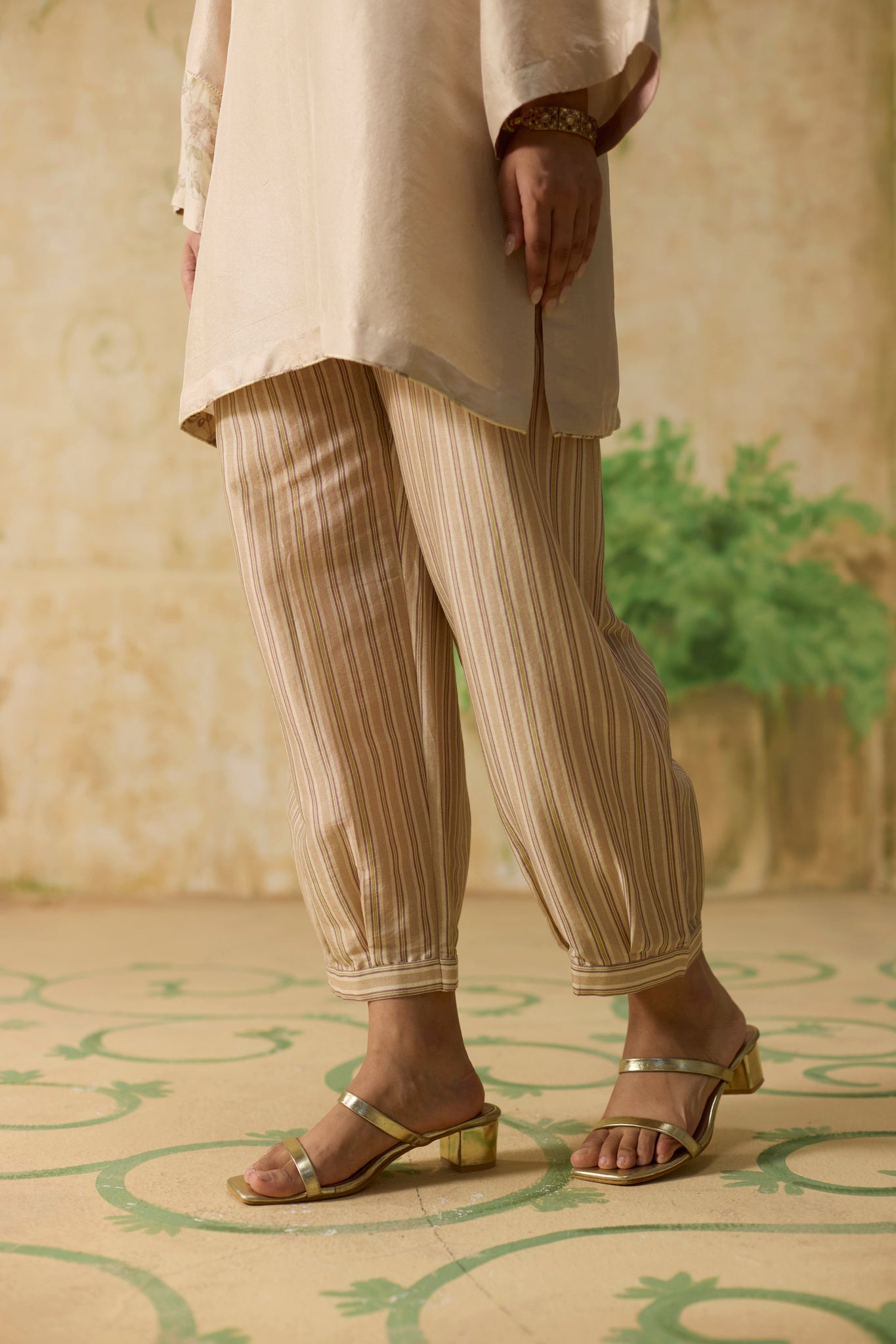 Zinnia Kurta Set - Pink and Beige - CiceroniKurta Set, Festive WearKhyati Rughani