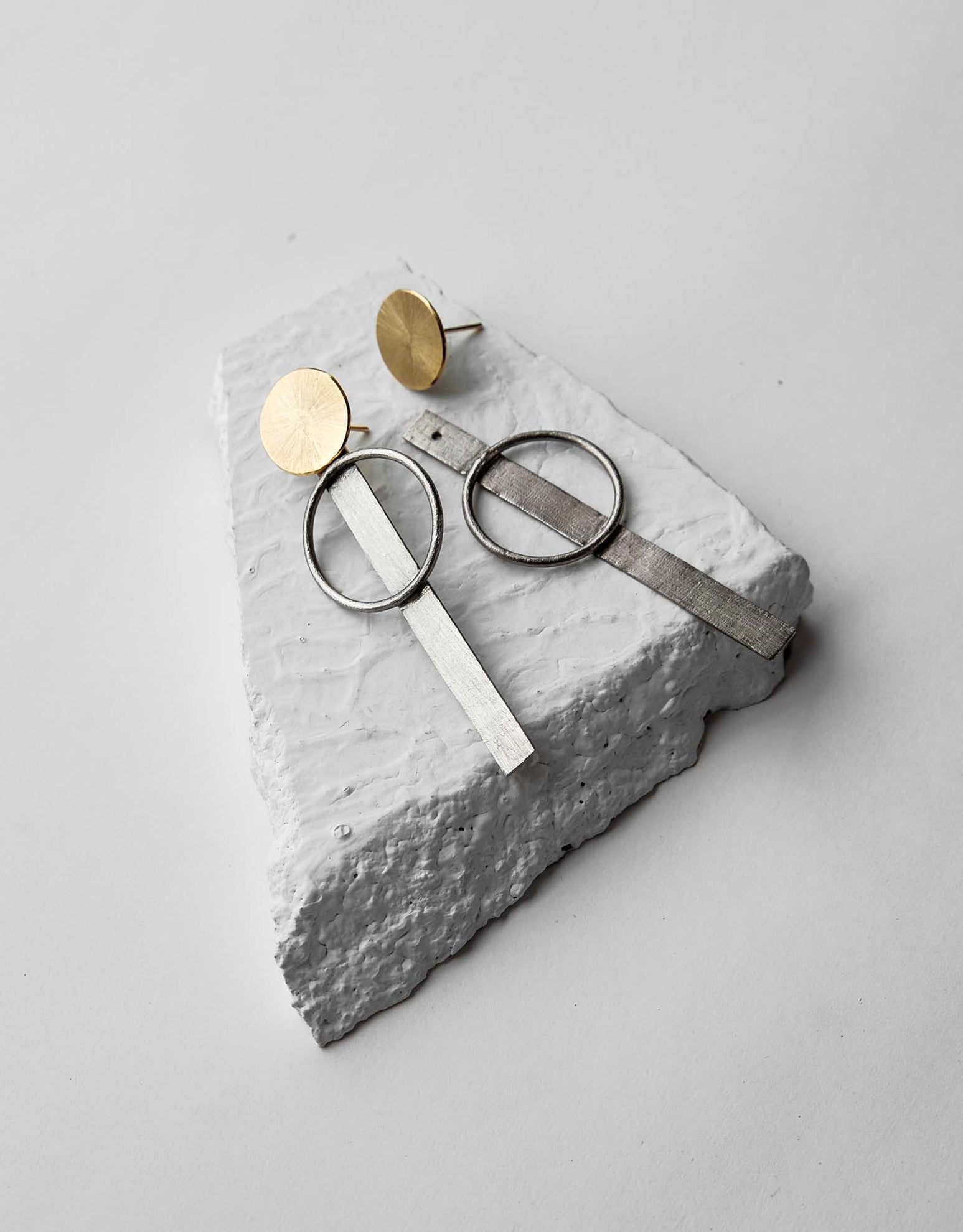 Button-up Earrings - CiceroniDE'ANMA