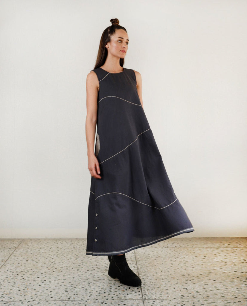 Charcoal Waves Maxi Dress - CiceroniDressesRias Jaipur