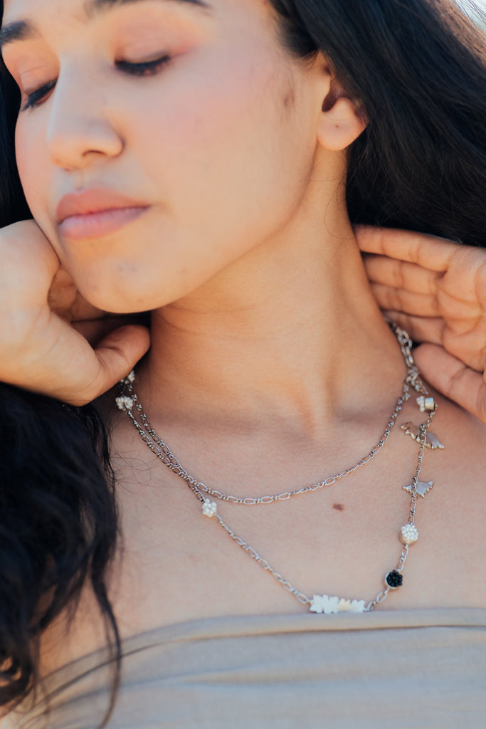 Charmer-Silver Neckpiece - CiceroniAarjavee