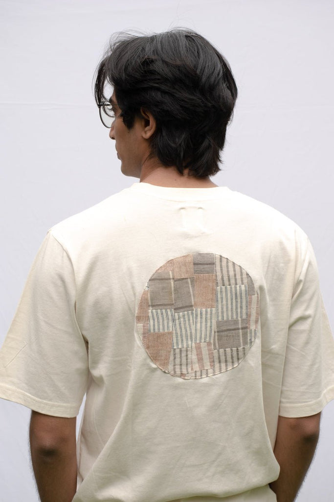 Ecru Circle T-shirt - CiceroniT-Shirttsaku
