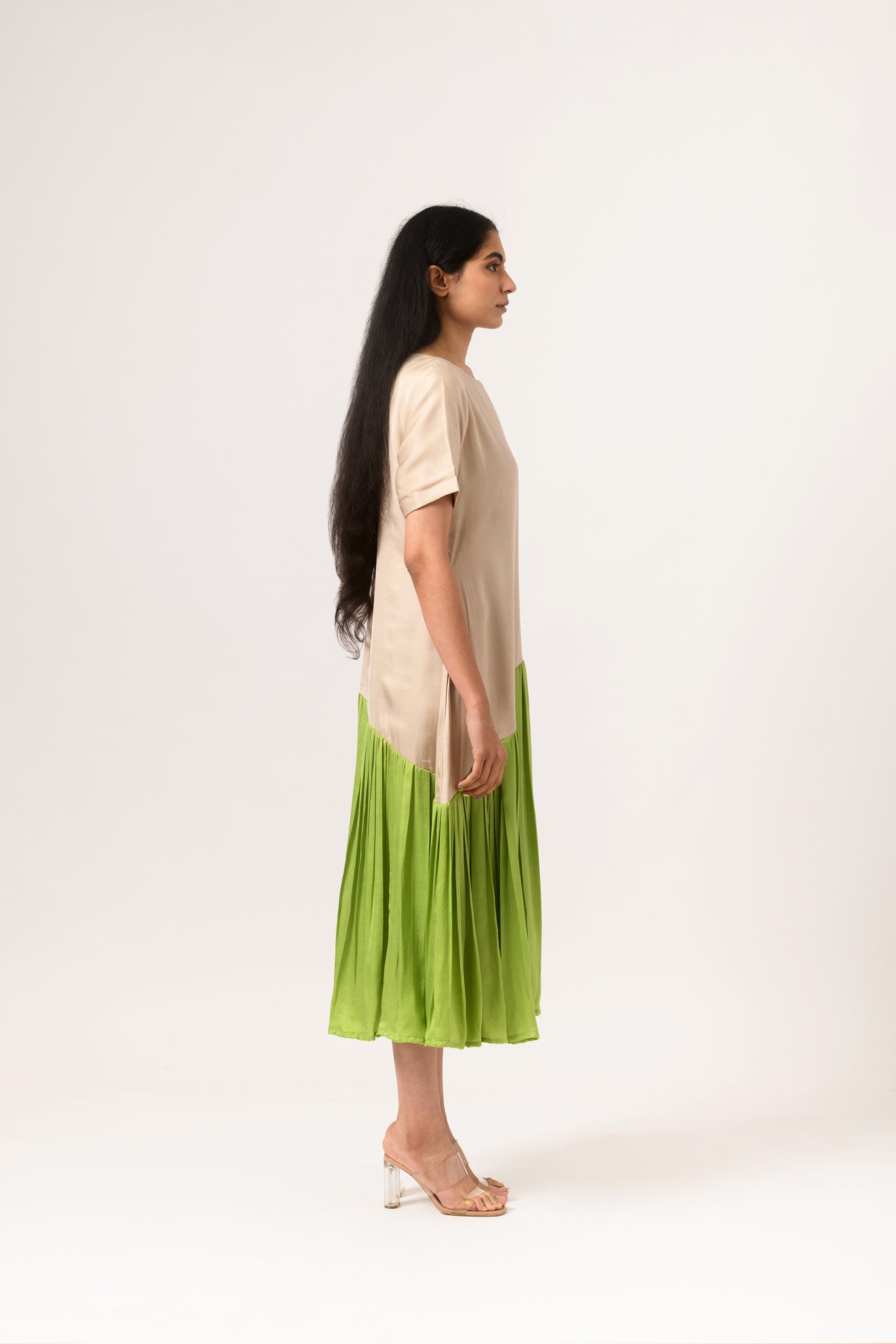 Ecru-Green Gather Dress - CiceroniNeora