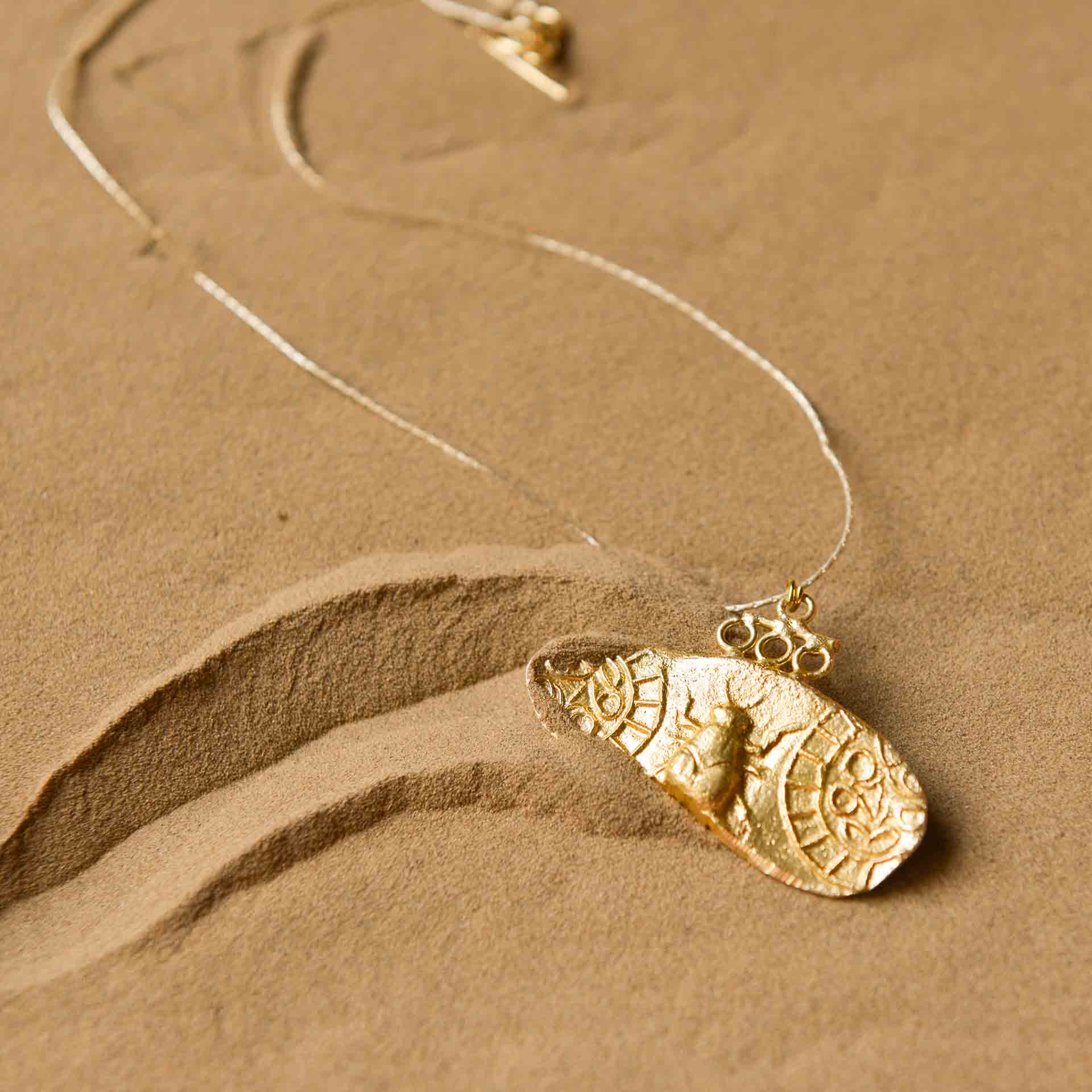 Fossil Pendant - Bugs Elongated - CiceroniPendantStudio Kassa