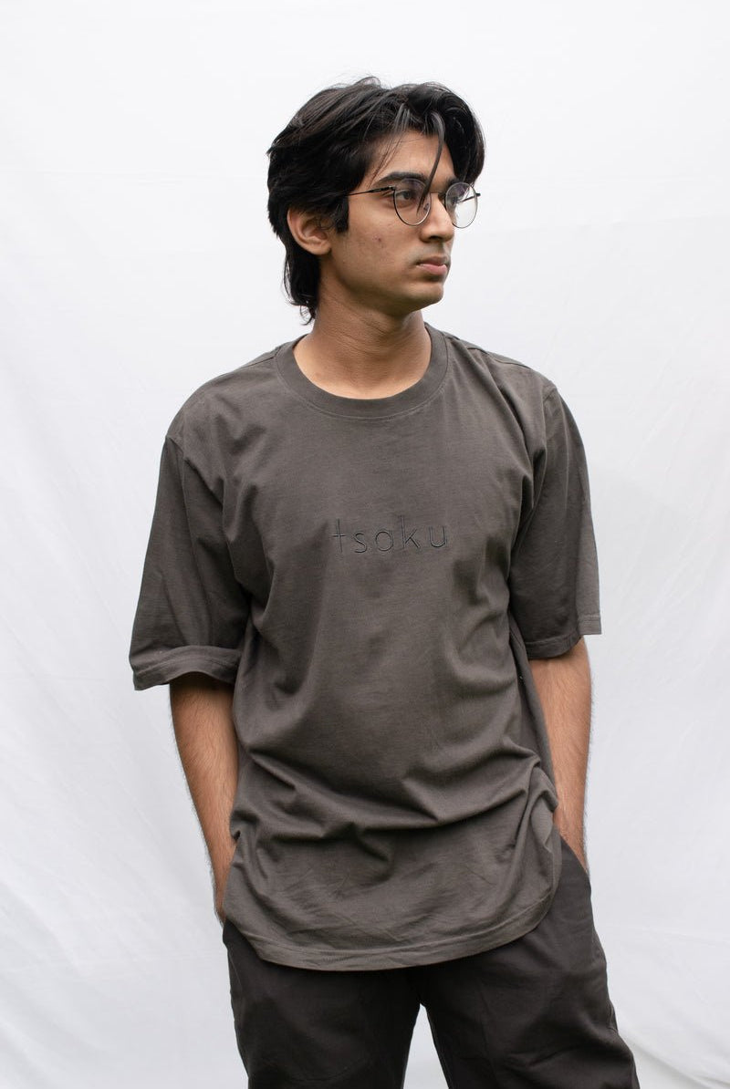 Grey Circle T-shirt - CiceroniT-Shirttsaku