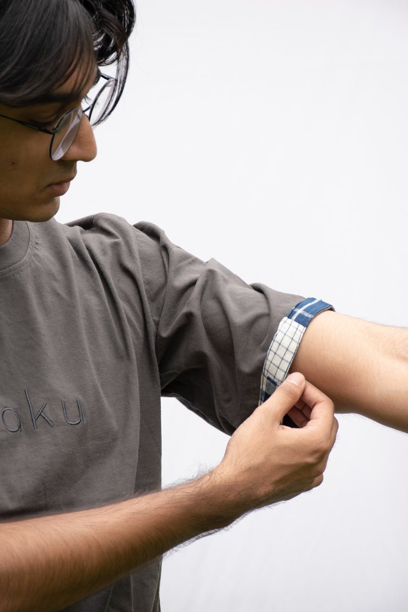 Grey Sleeve T-shirt - CiceroniT-Shirttsaku