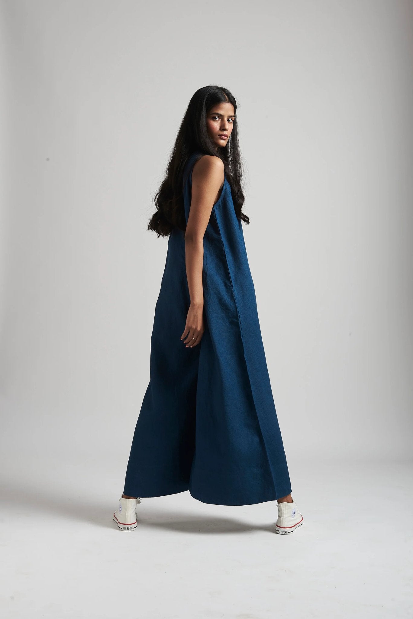 Indigo Linen Flared Jumpsuit - CiceroniJumpsuitSaphed