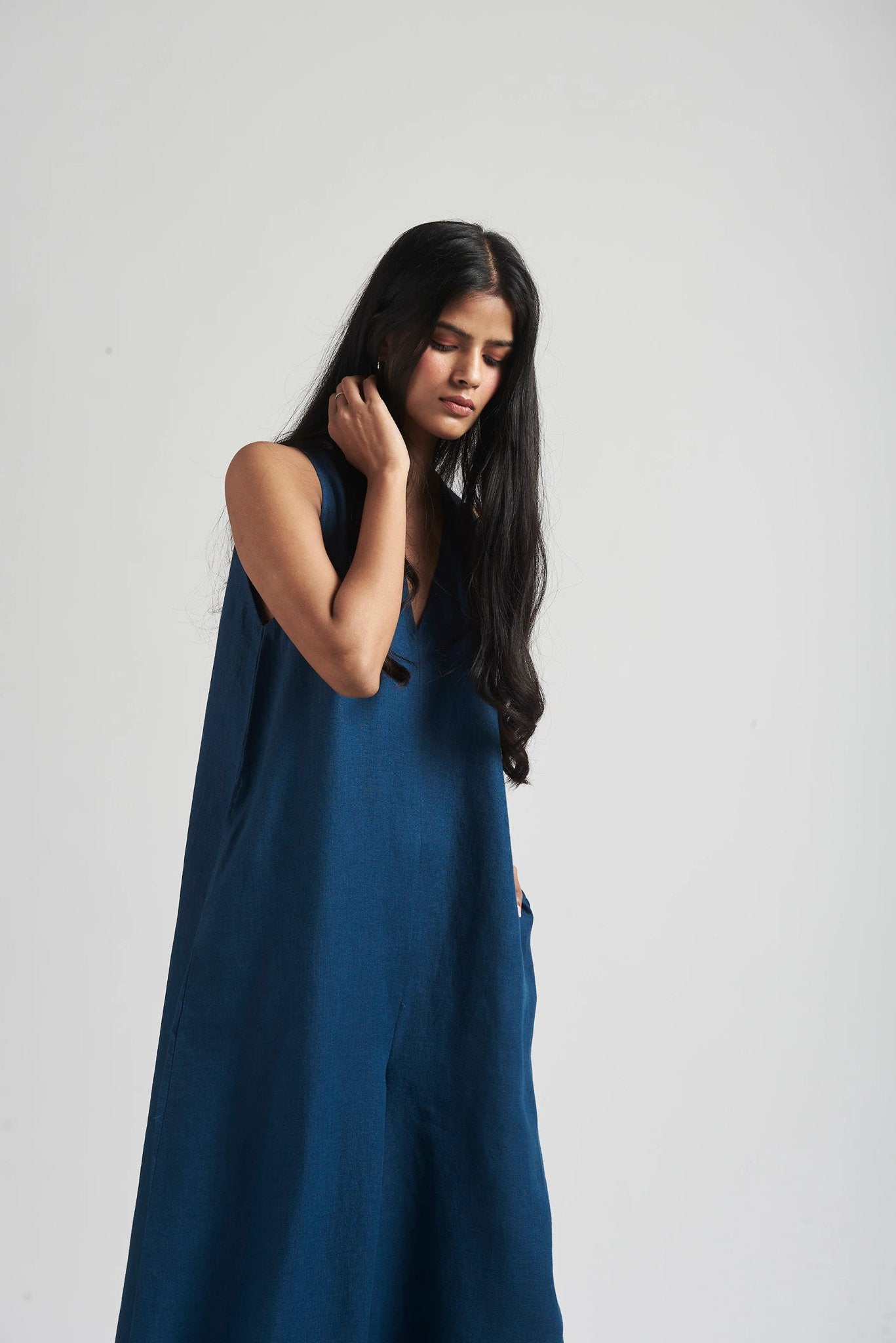 Indigo Linen Flared Jumpsuit - CiceroniJumpsuitSaphed
