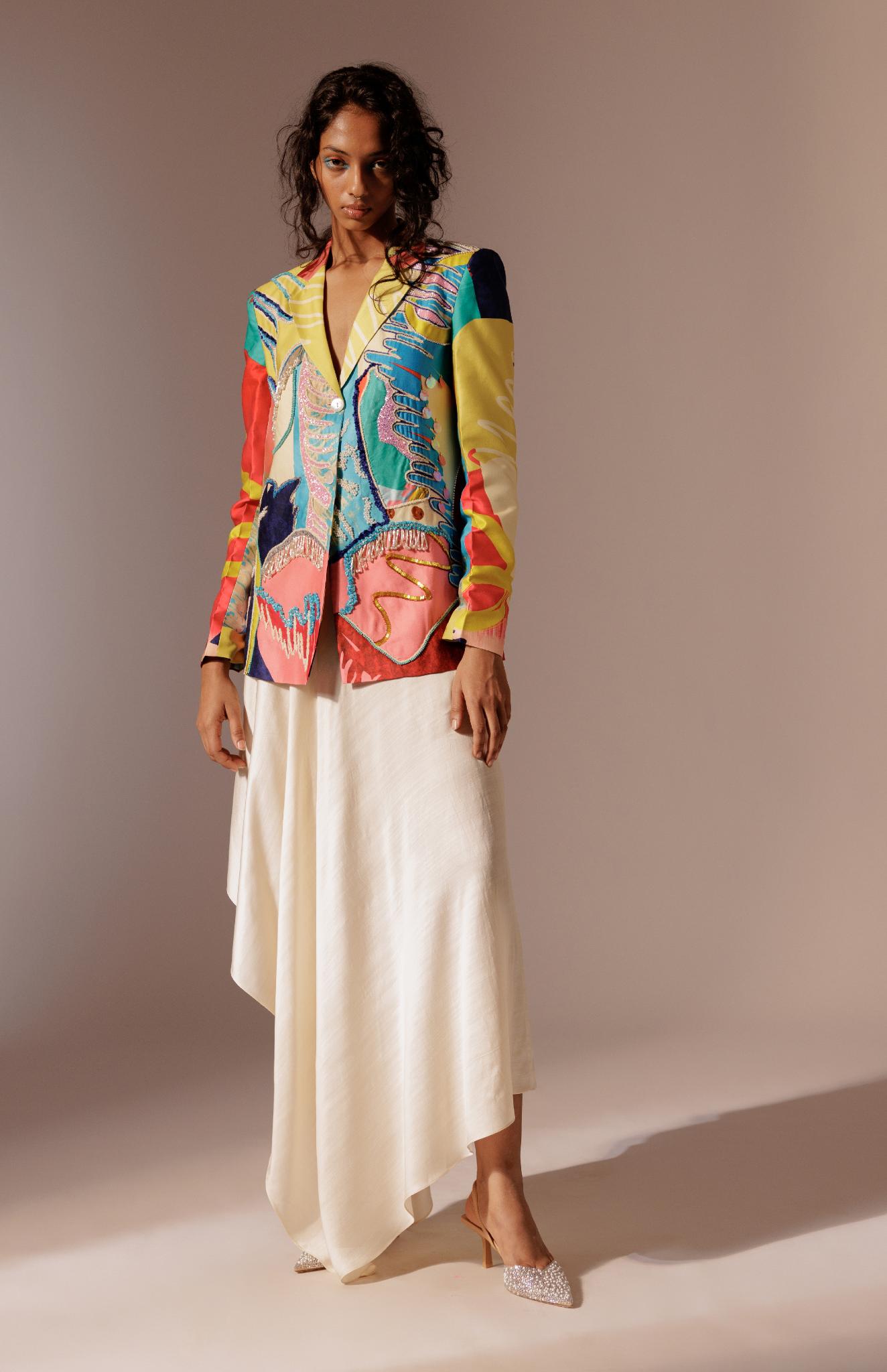 Juno Embroidered Blazer - CiceroniBlazersAdvait