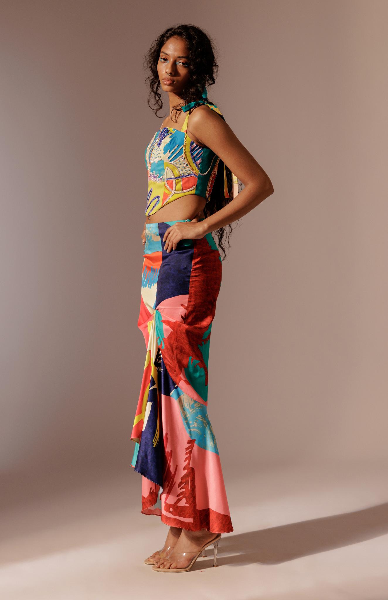 Juno Embroidered Corset - CiceroniCorsetAdvait