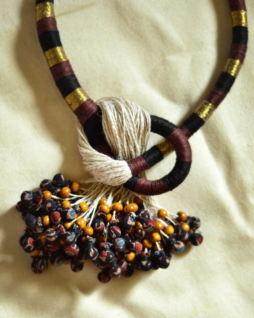 Jute Pretzel Neckpiece - Black - CiceroniNeckpieceD I T I