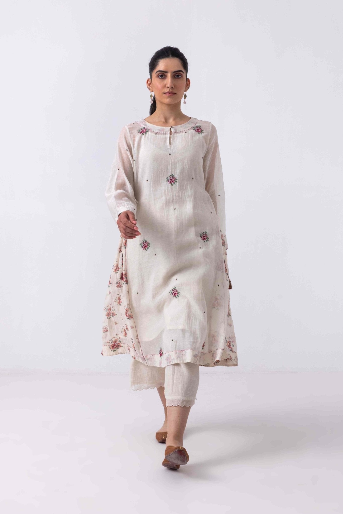 Kavya Rose Kurta Set in White - Ciceronikurta set, Festive wearLabel Shreya Sharma
