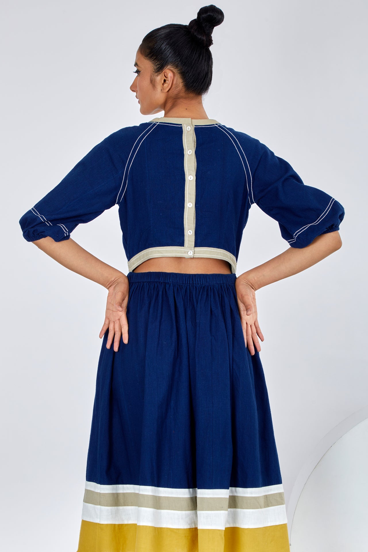 Kawa - Peek-A-Back Midi Dress - CiceroniDressesMadder Much