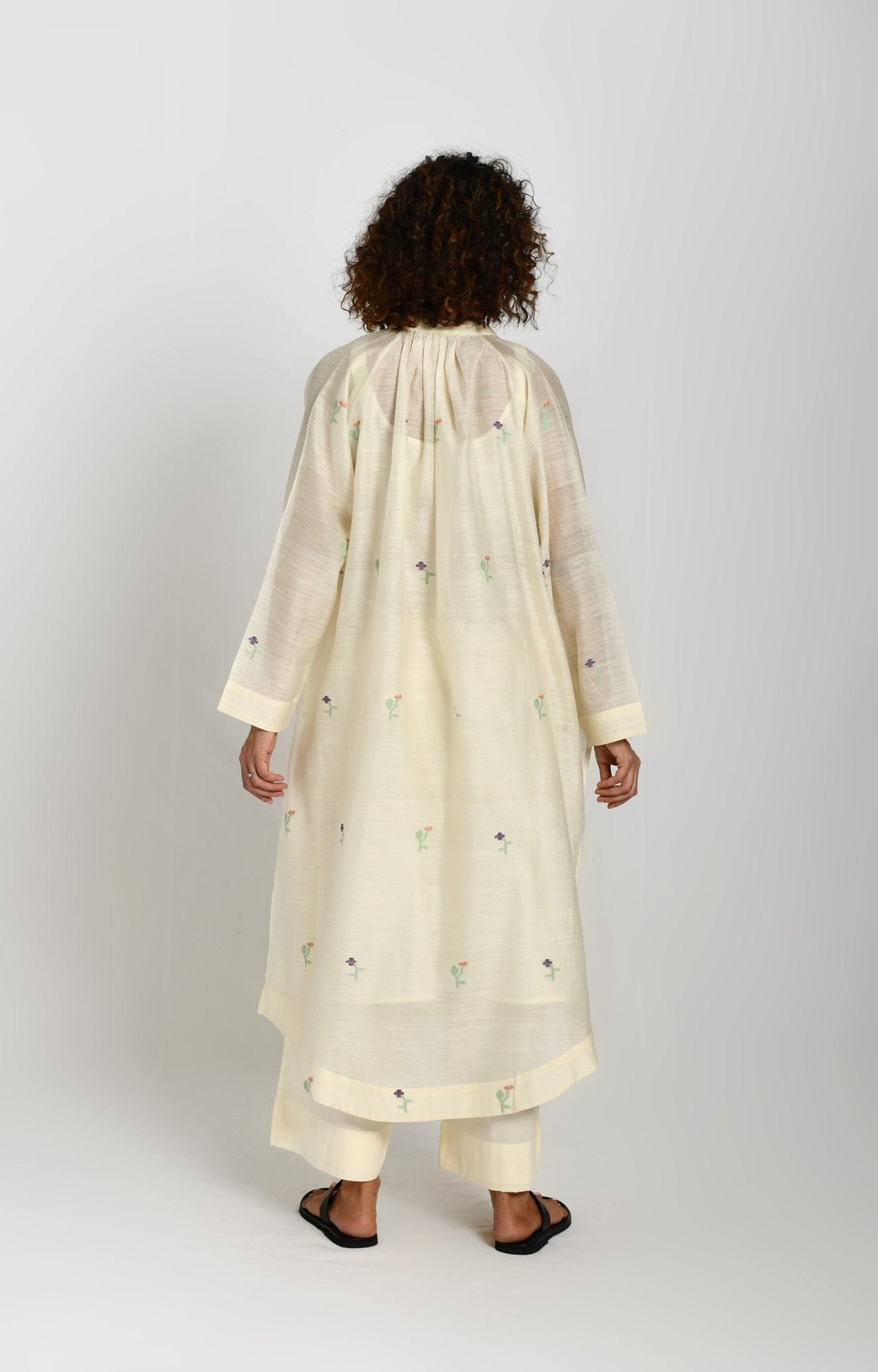 Khadi Silk Neck Gather Jamdani Co-ord Set- Off-white - CiceroniKurta setHiranya