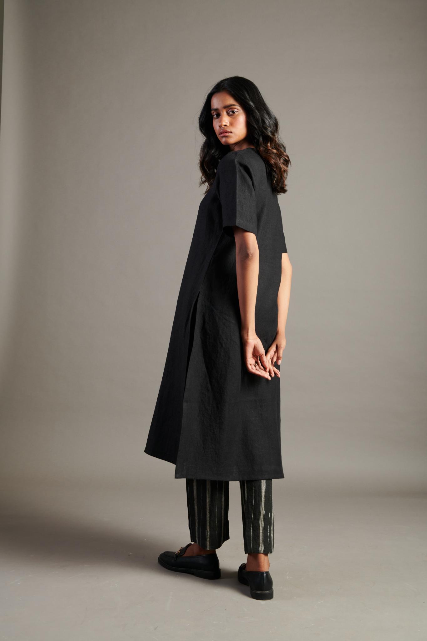 Kohl Dhaari Linen Half Sleeves Kurta Set - CiceroniKurta SetSaphed