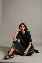 Kohl Dhaari Linen Half Sleeves Kurta Set - CiceroniKurta SetSaphed