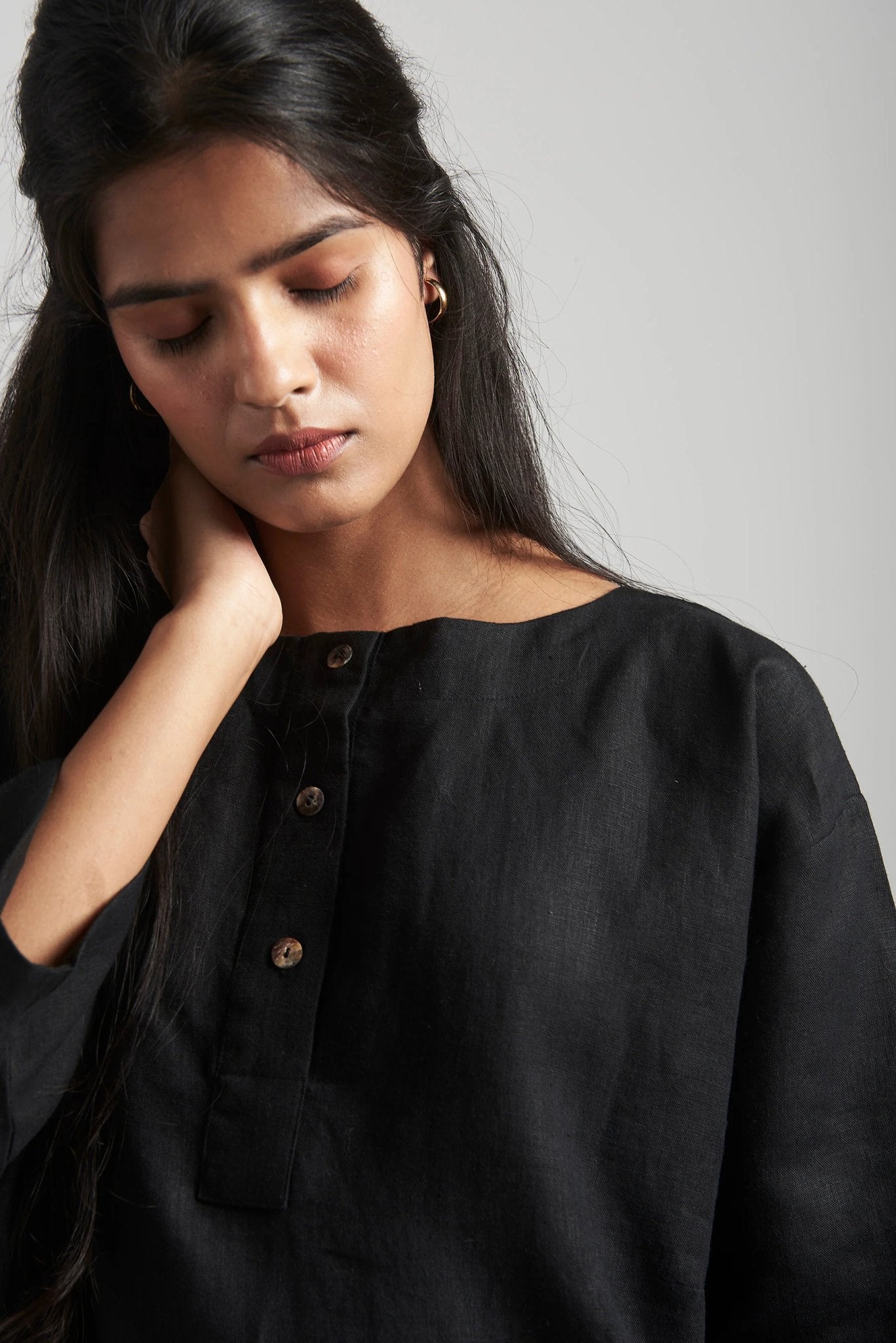 Kohl Linen Short Kurta Set - CiceroniCo-ord SetSaphed