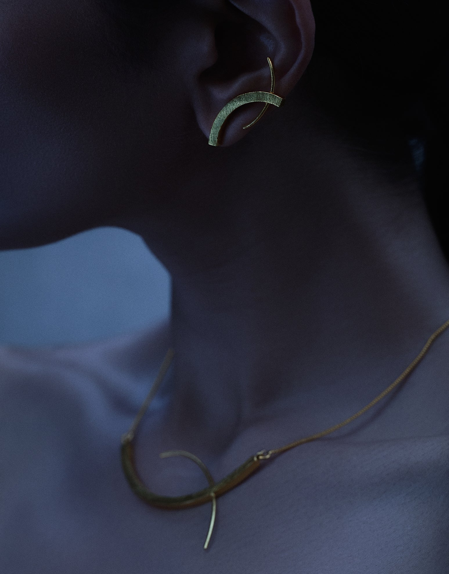 Koi Charm Neckpiece - CiceroniDE'ANMA