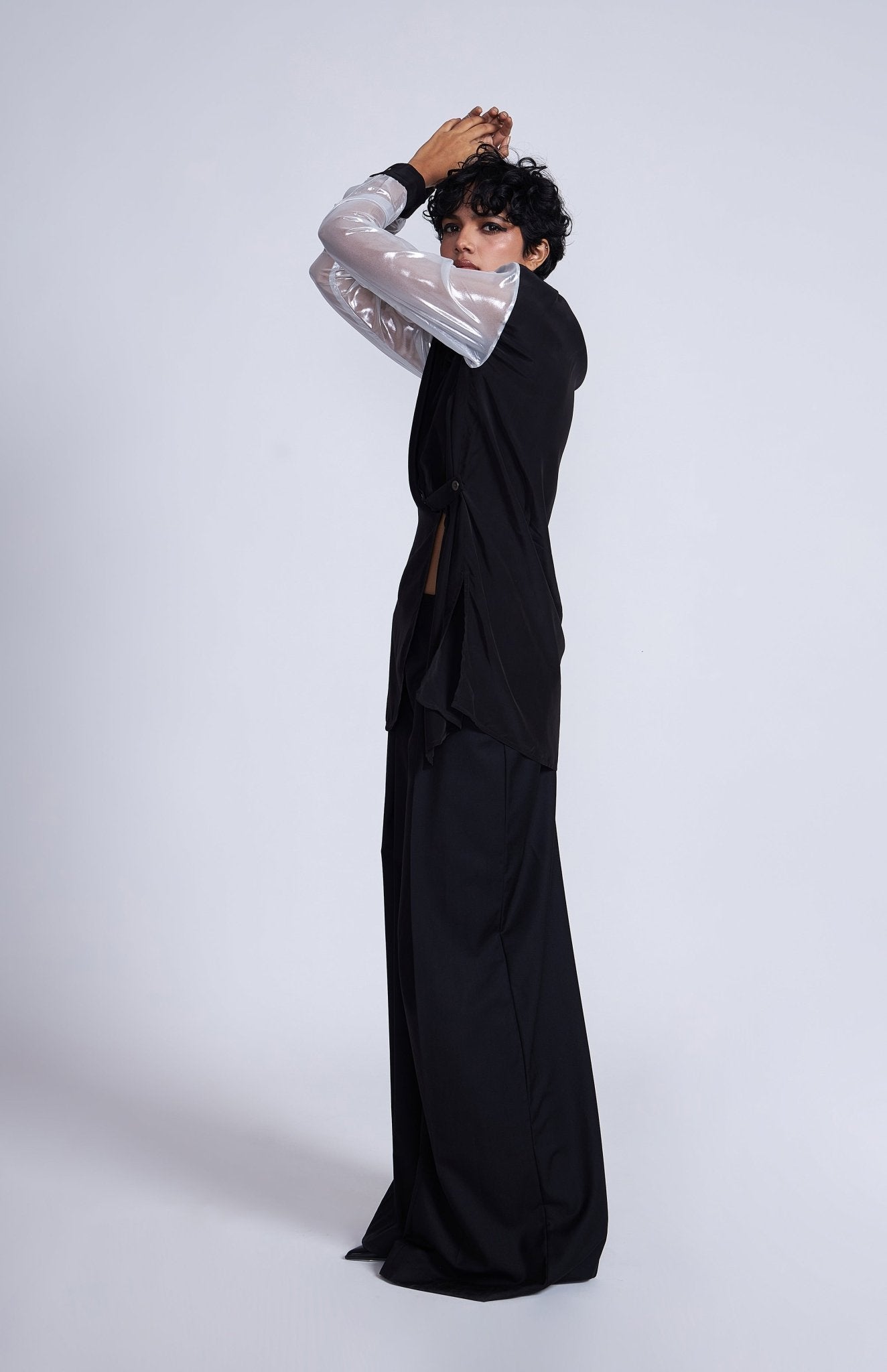 Kuro AsymmetrIcal Shirt - CiceroniShirtAdvait