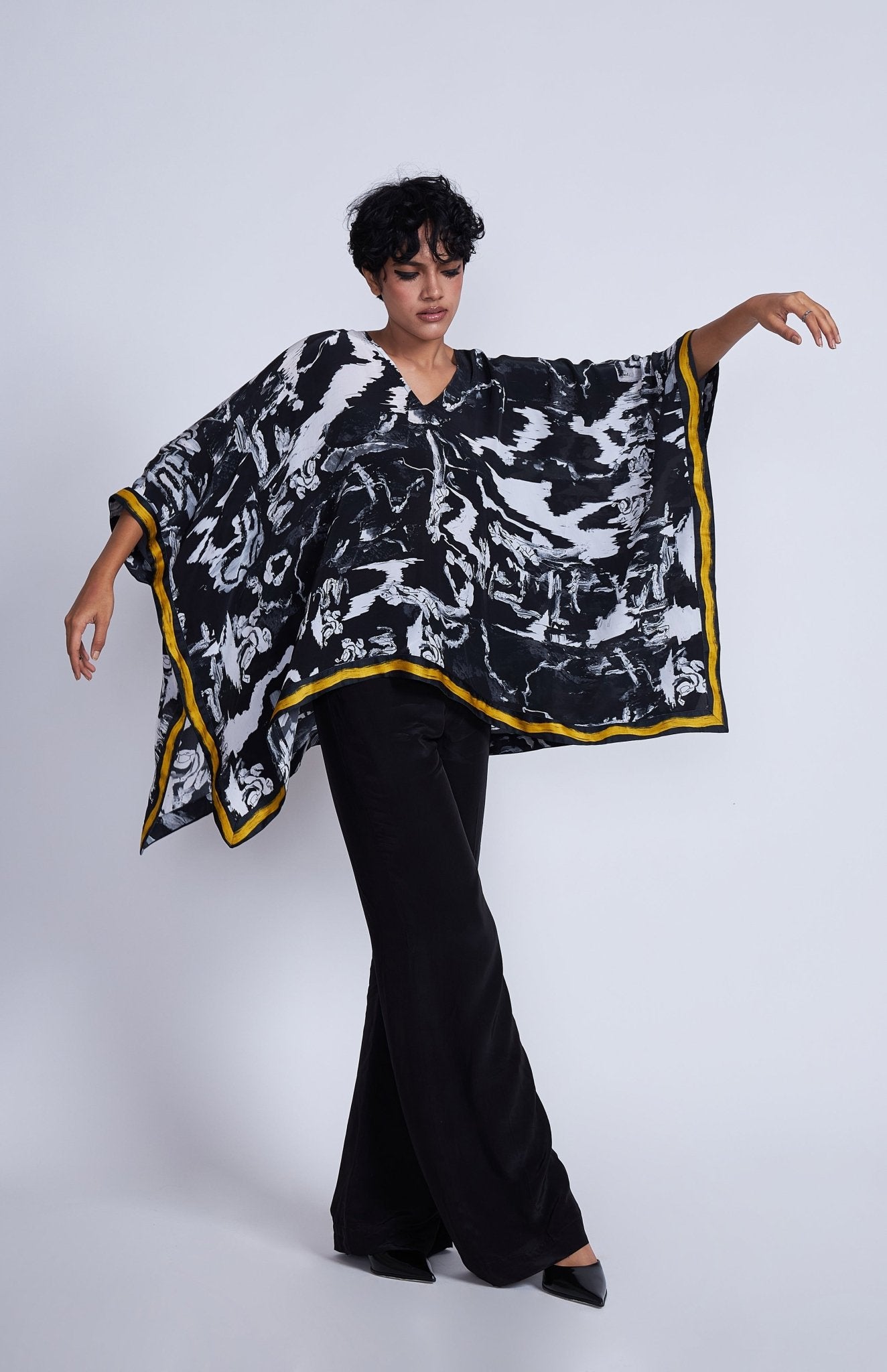 Kuro Flared Trousers - CiceroniTrousersAdvait