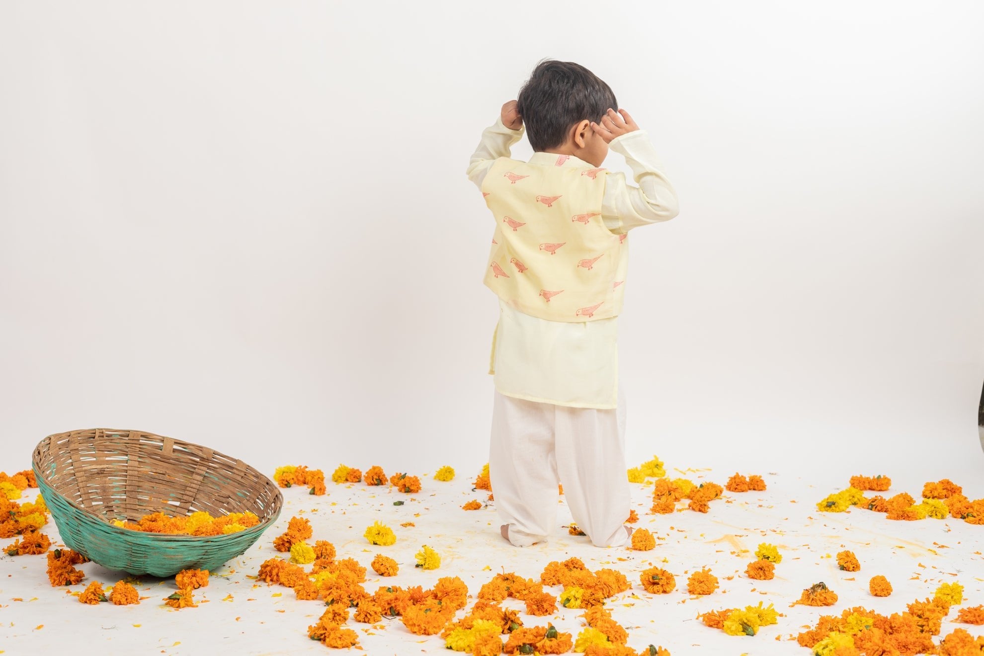 Kurta Jacket And Pyjama Set - CiceroniMr. Brat