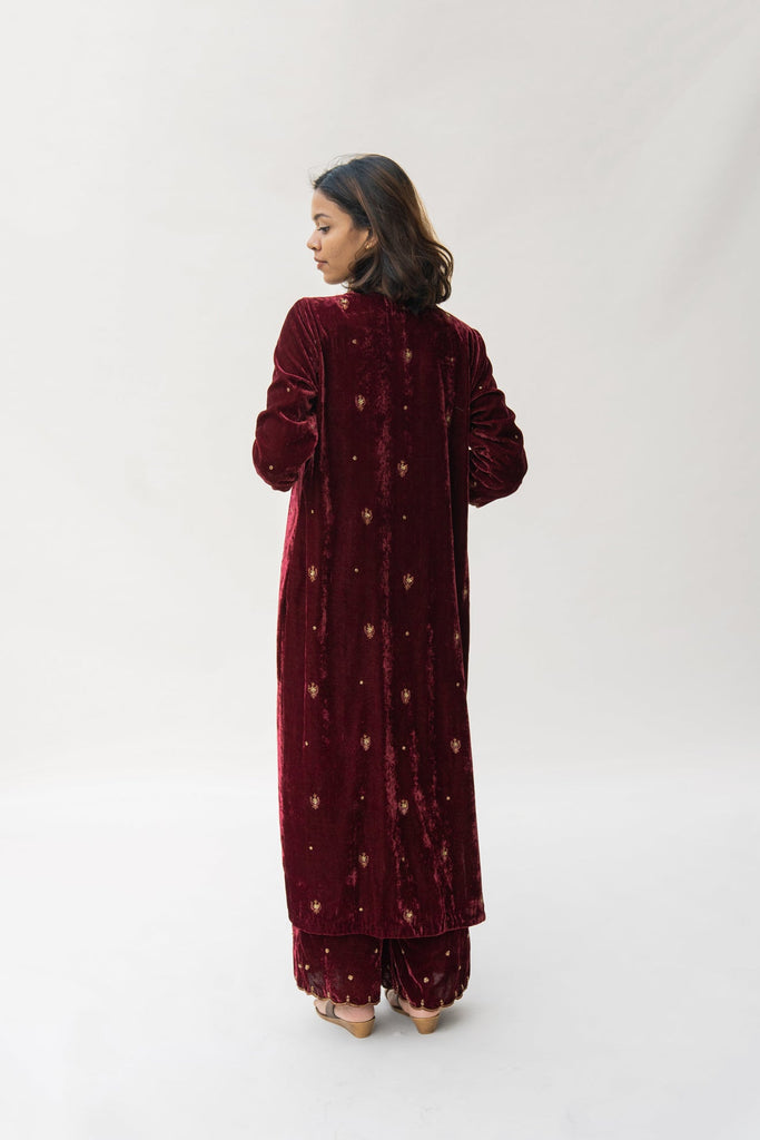 Maroon Noorah Velvet Kurta Set (set of 2) - CiceroniNirjara