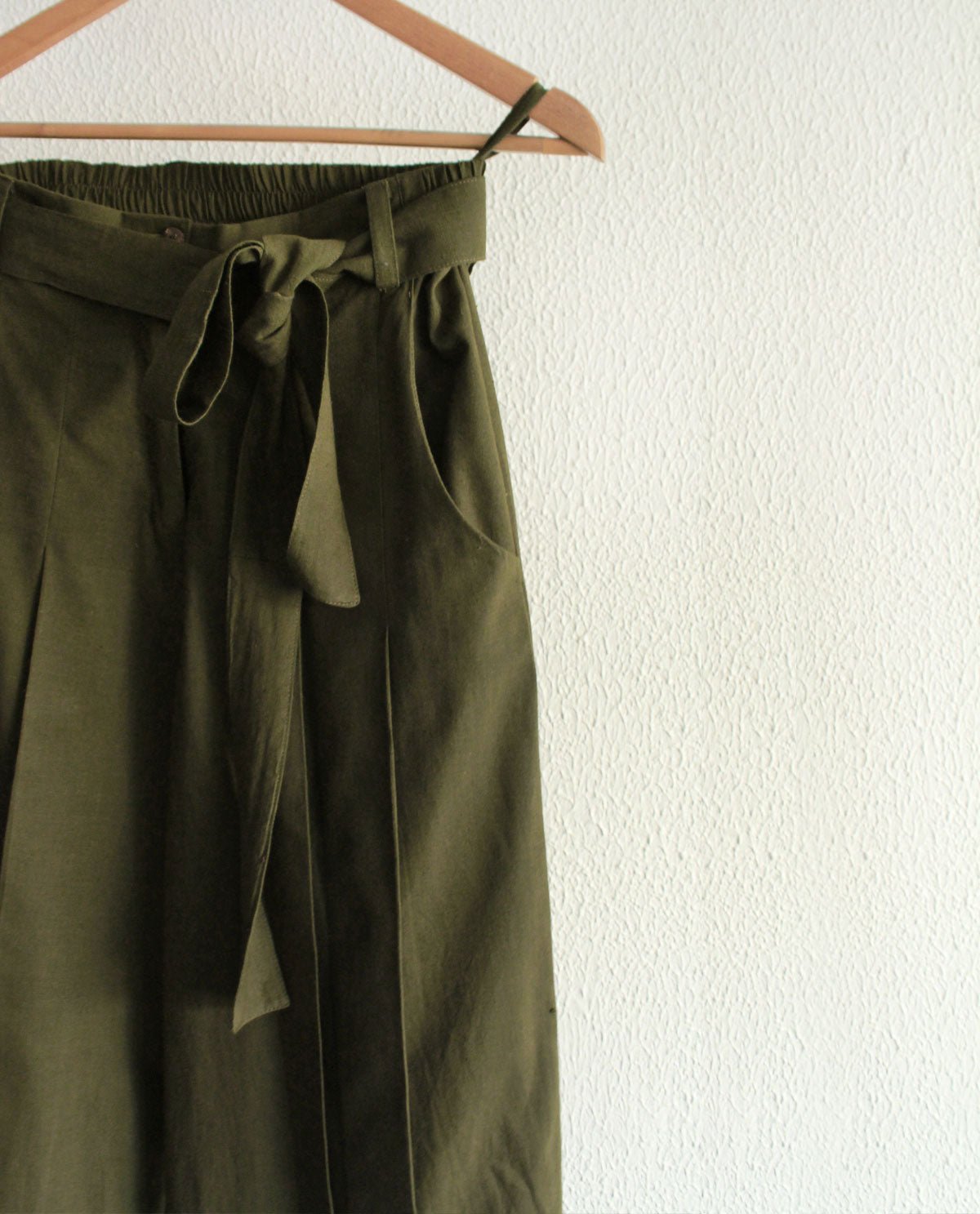 Moss Olive Double Pleat Pants - CiceroniPantsRias Jaipur