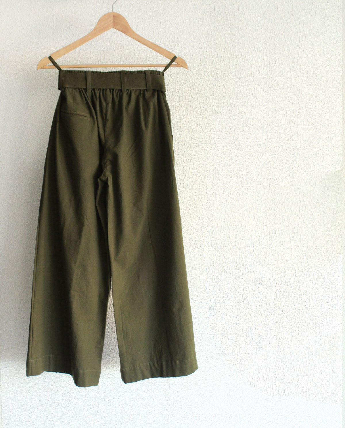 Moss Olive Double Pleat Pants - CiceroniPantsRias Jaipur
