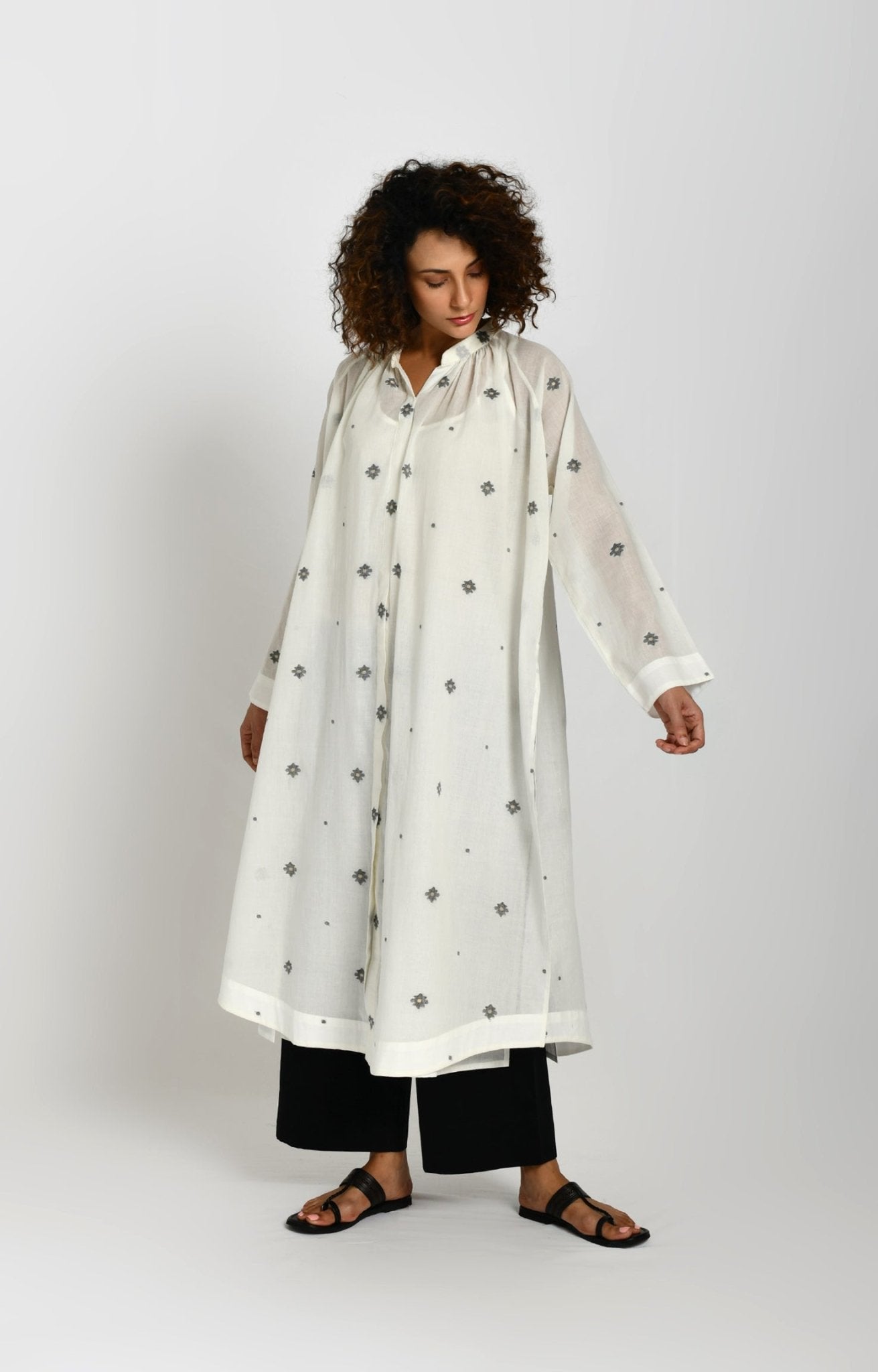 Neck Gather Jamdani Tunic- White - CiceroniKurtaHiranya