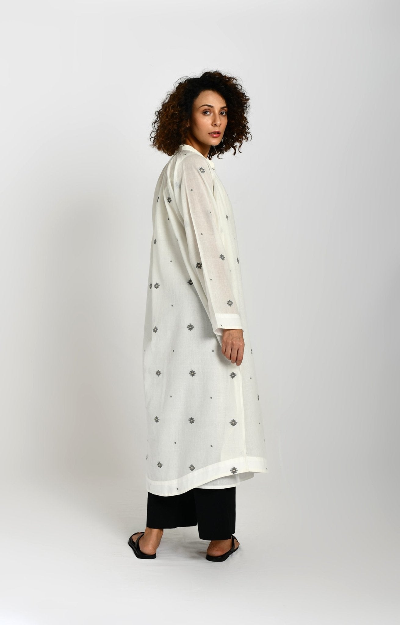Neck Gather Jamdani Tunic- White - CiceroniKurtaHiranya