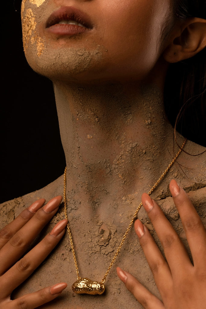 Nuts over Necklace - CiceroniNeckpieceAmalgam By Aishwarya