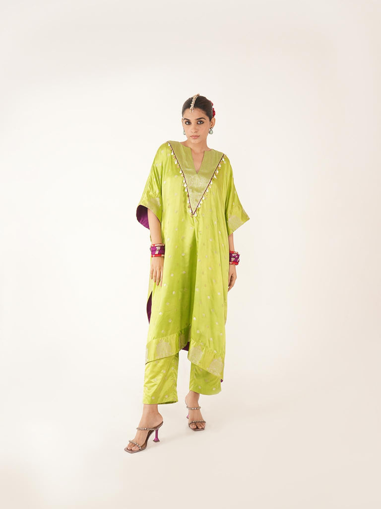 Pankhi Silk Kaftan in Green - CiceroniKaftanShriya Singhi