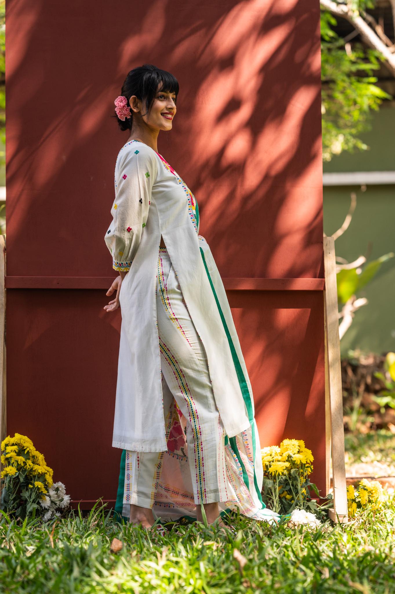 Petalpop Delight Kurta Set - CiceroniKurta SetPrachi Kamat