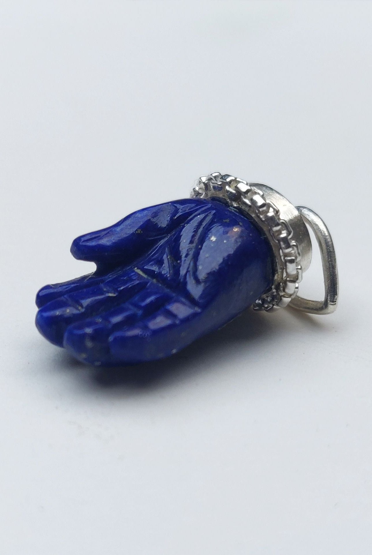 Pichwai Lapis Lazuli Hand Pendant - CiceroniBaka