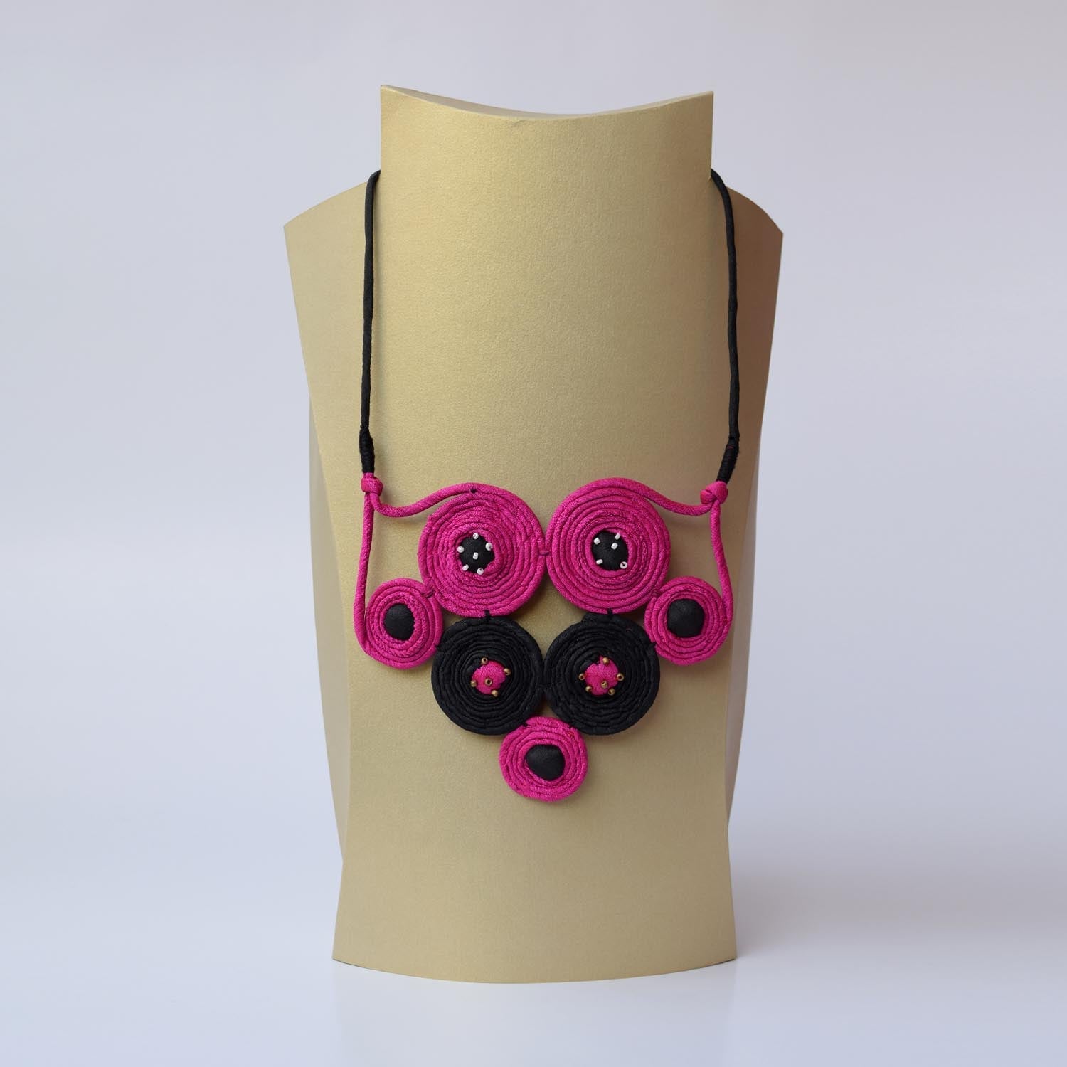 Rangoli Neckpiece - CiceroniNeckpiecePaulami