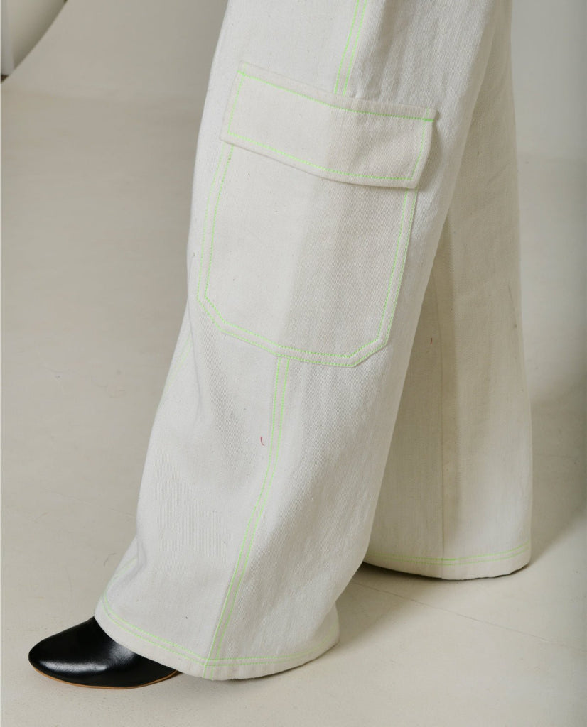 Recycle Hatsu Unisex White Cargo Pants - CiceroniPantsRias Jaipur