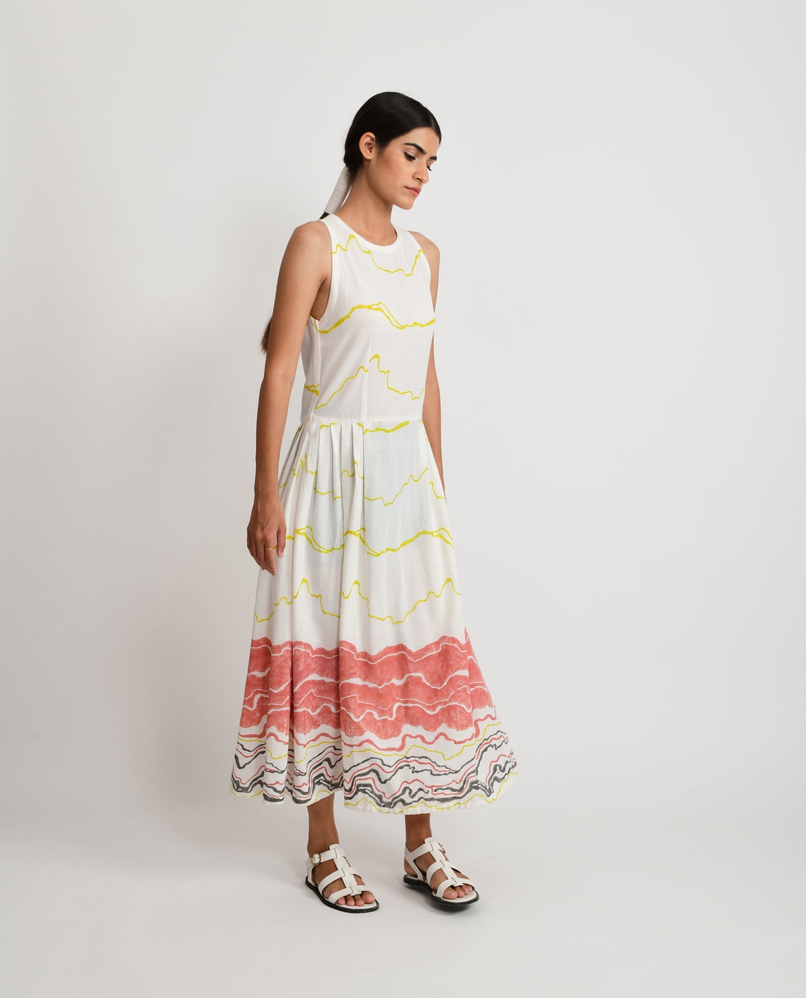 Salmon Pleated Dress - CiceroniRias Jaipur